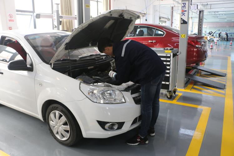 汽車維修與運營工程師